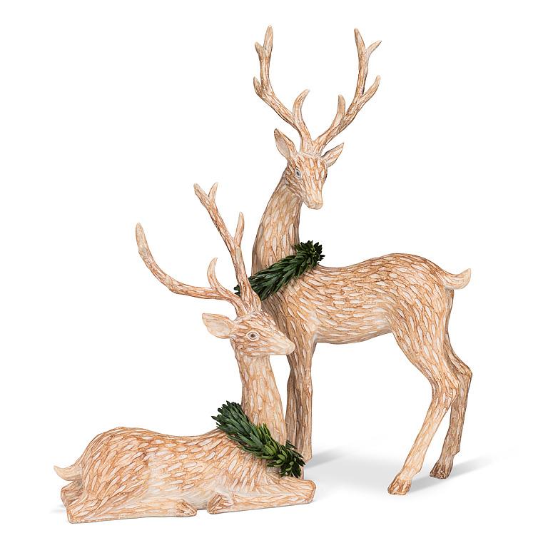 Wreathed Deer | Standing