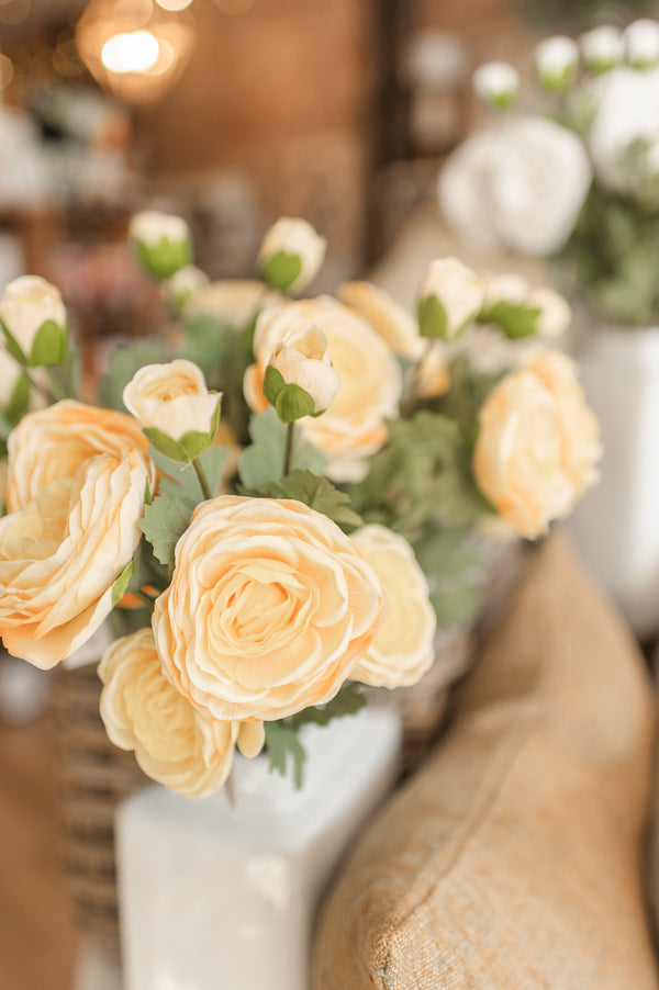 Fresh Touch Yellow Ranunculus Spray | 24"