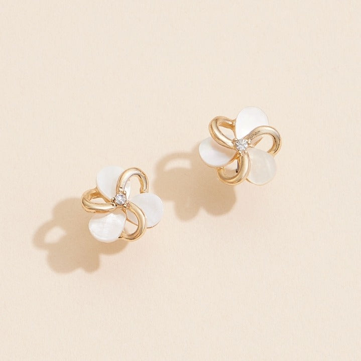 Floral Shell Earrings | Gold