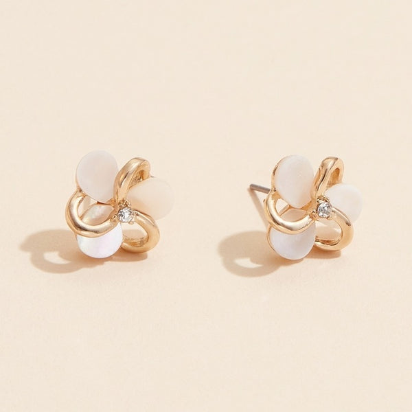 Floral Shell Earrings | Gold