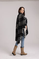 Sidney Poncho | Black/White