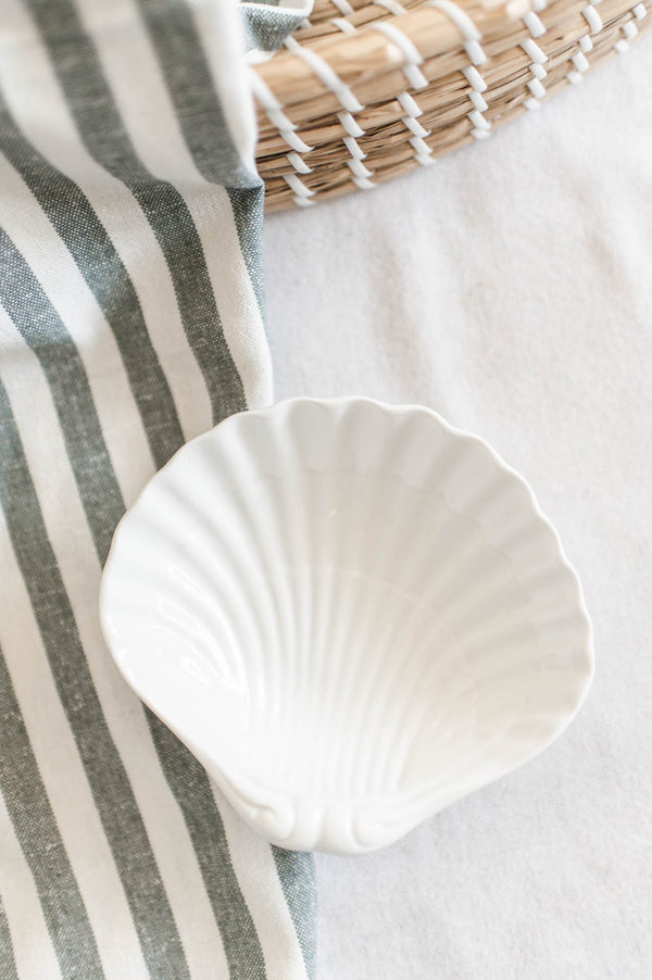 Shell Dish | White