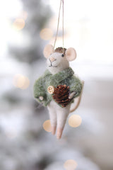 Pinecone Paul Mouse