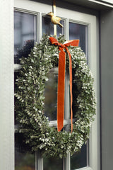 Boxwood Wreath w/ Bow | Large