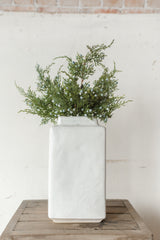 Juniper Spray | 18"
