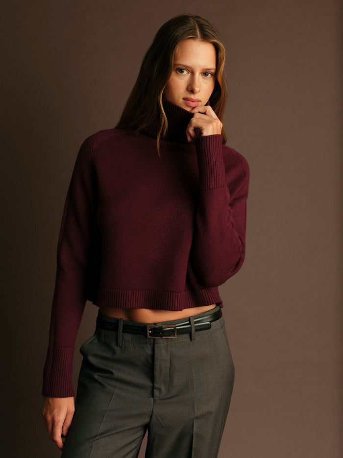 Pugliese Sweater | Wine