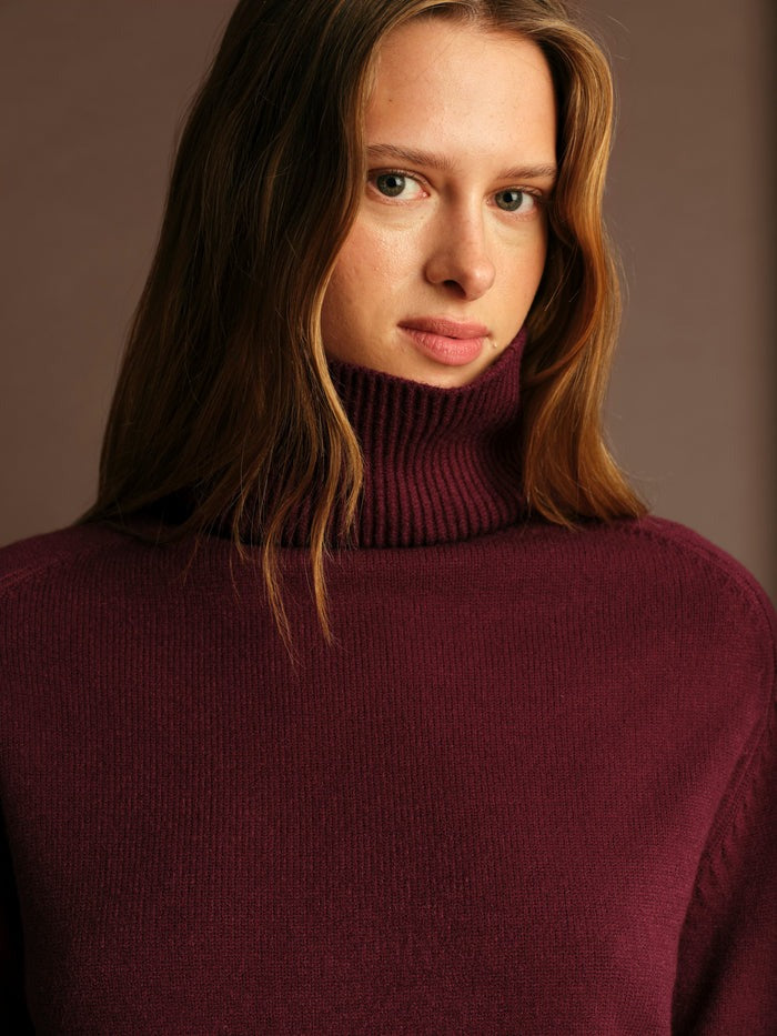 Pugliese Sweater | Wine
