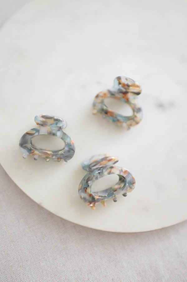 Barbays Mini Oval Clip | Blue Marble