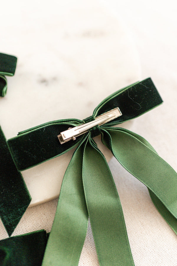 Windsor Flats Velvet Bow | Emerald Green