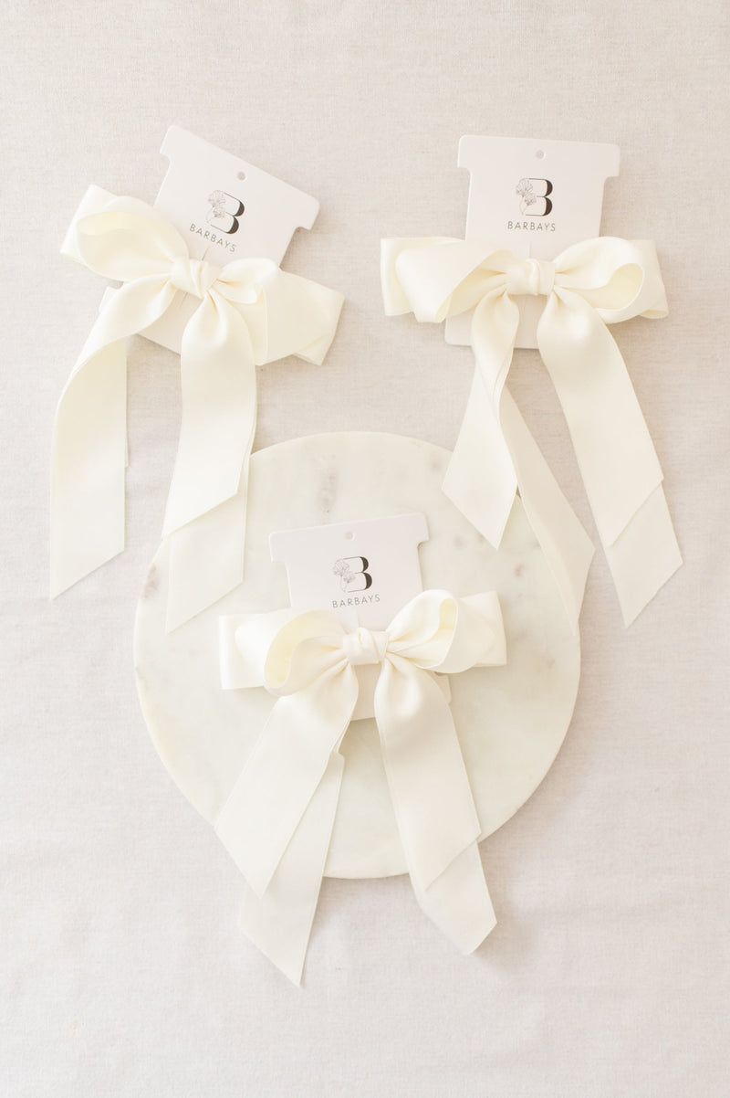 Barbays Sweetheart Bow | Cream