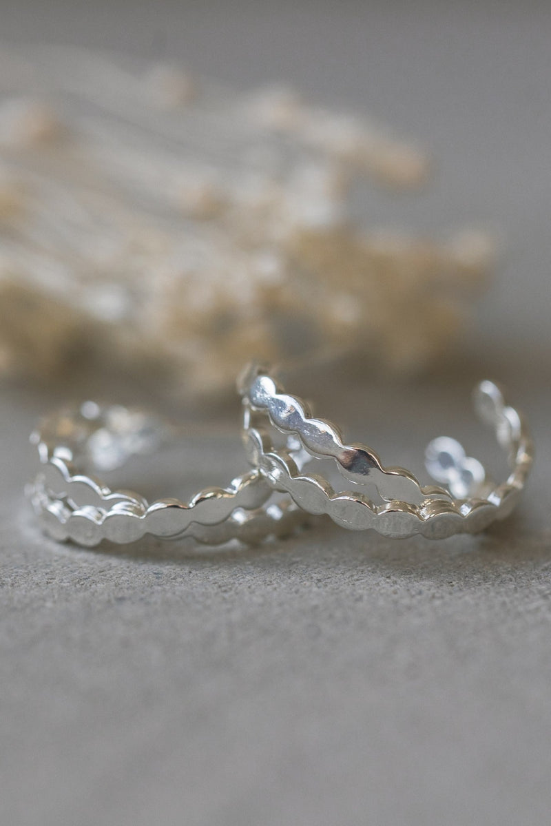 Bella Curio Hoops | Silver