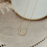 Curved Luck Necklace | Gold