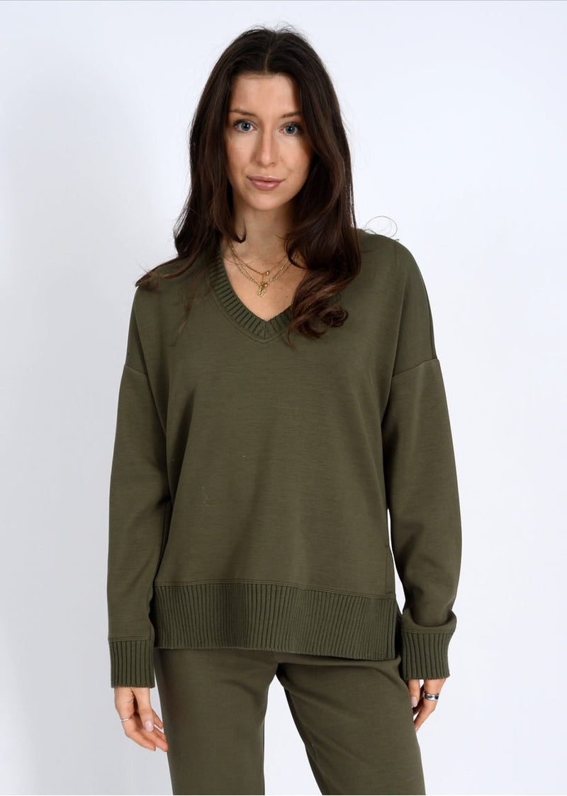 Vixie Pullover | Olive