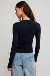So Soft Seamless Long Sleeve | Black