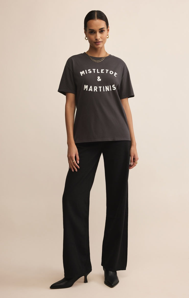 Mistletoe Boyfriend Tee | Black Sand