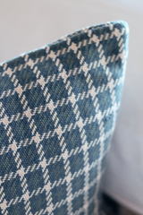 Houndstooth Cushion 14x31 | Teal