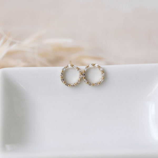Kinship Studs | Gold