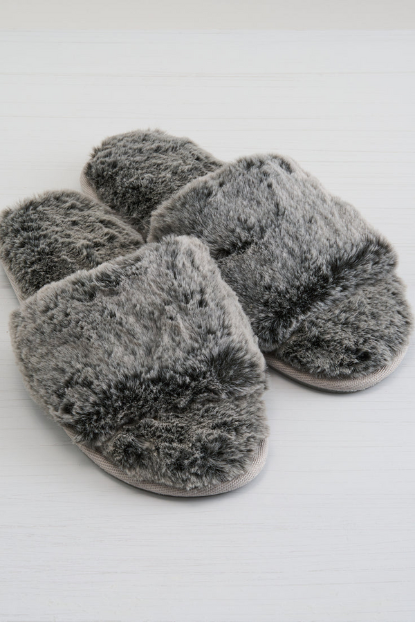 Waterfront Slide | Charcoal