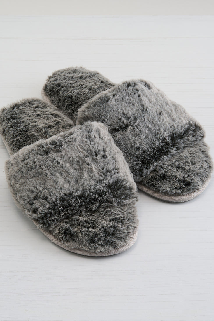 Waterfront Slide | Charcoal