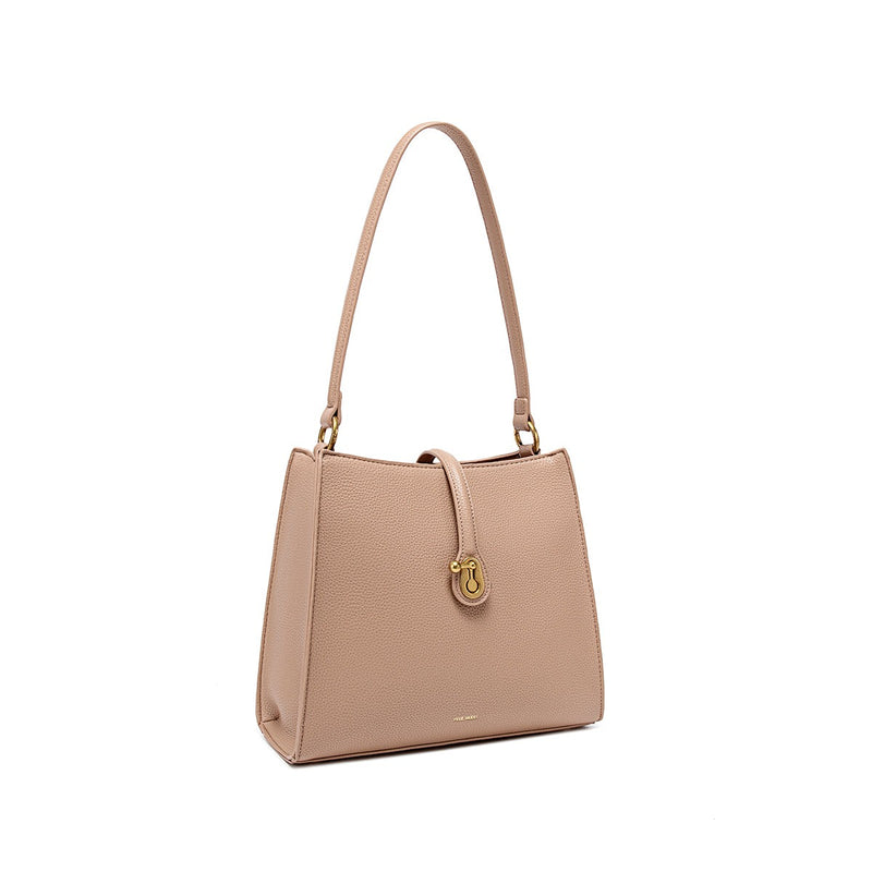 Lock Shoulder Bag | Latte Pebbled