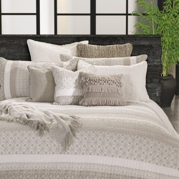 Lola Quilt Set | Double/Queen