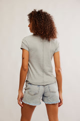 Nova Tee | Greyhound
