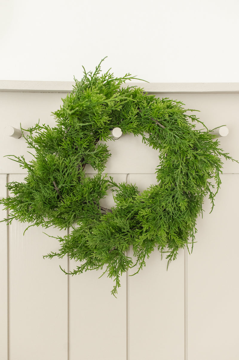 Fresh Touch Northern Cedar Pine Wreath | 15"