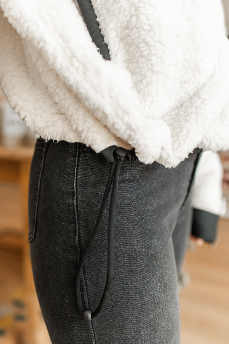 Jill Pullover | Ecru
