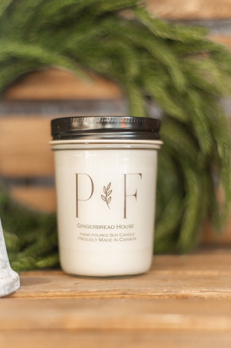 Gingerbread House 8oz Soy Candle