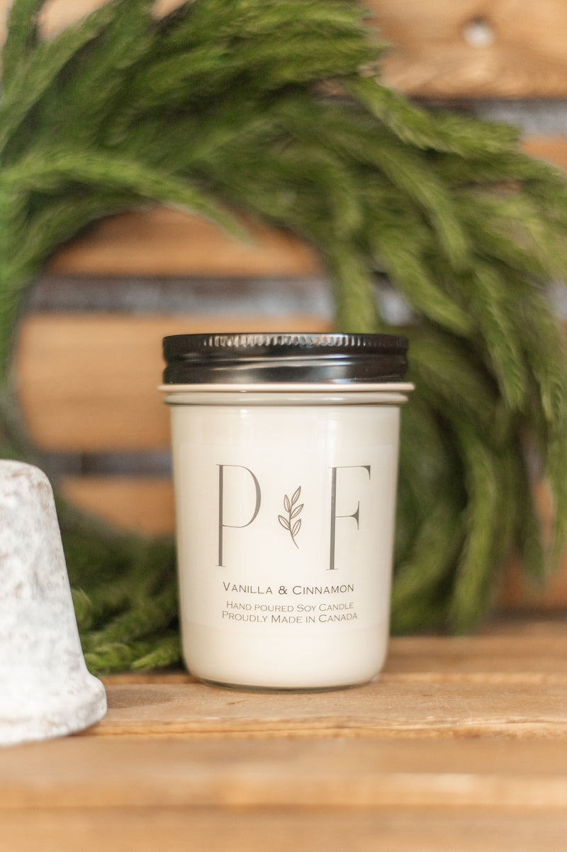 Vanilla & Cinnamon 8oz Soy Candle