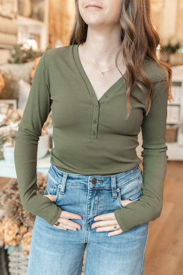 Helane Long Sleeve Top | Olive