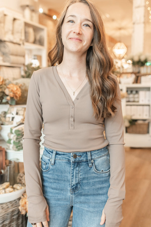 Helane Long Sleeve Top | Clay Taupe