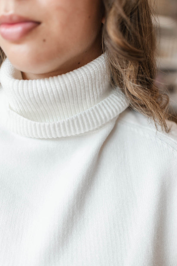 Pugliese Turtleneck Sweater | Ecru - FINAL SALE