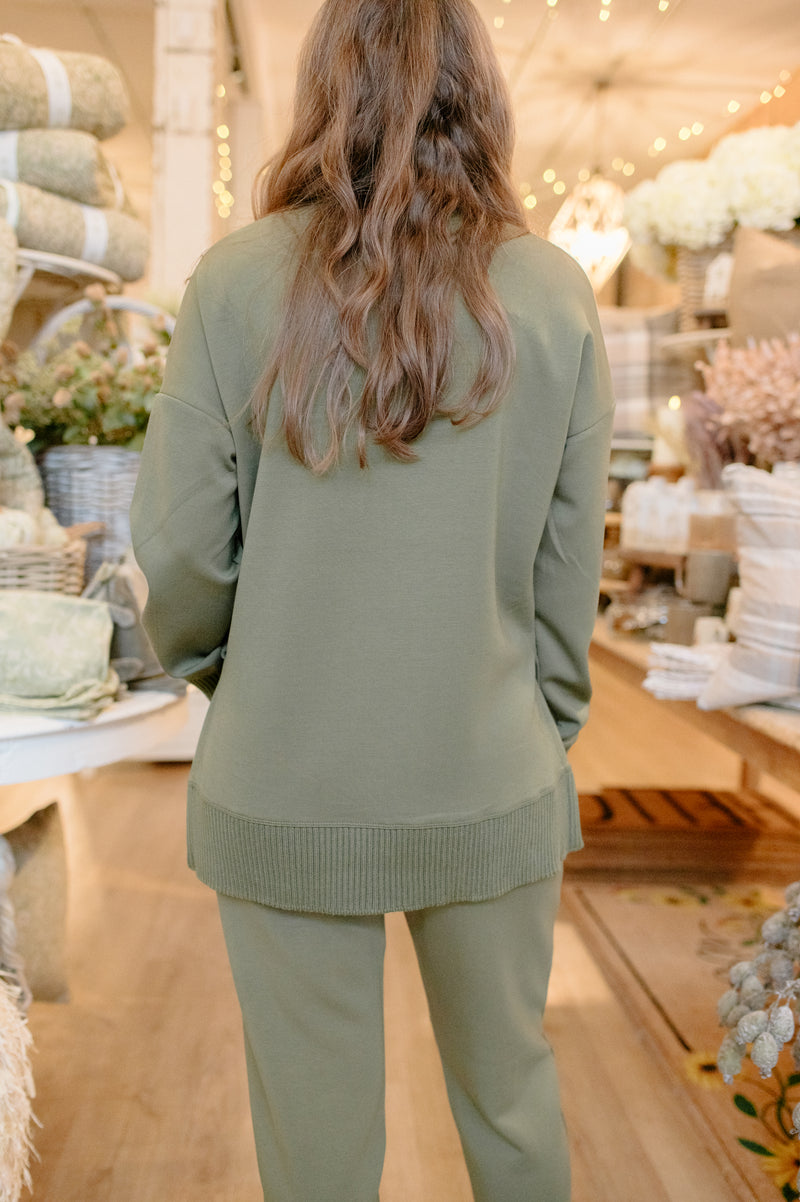 Vixie Pullover | Olive