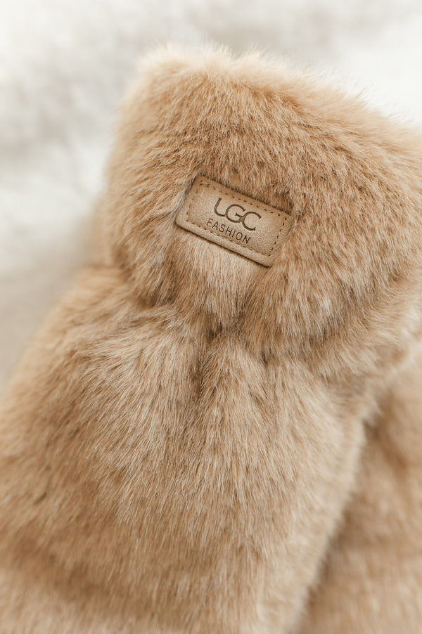 Faux Fur Mittens | Camel