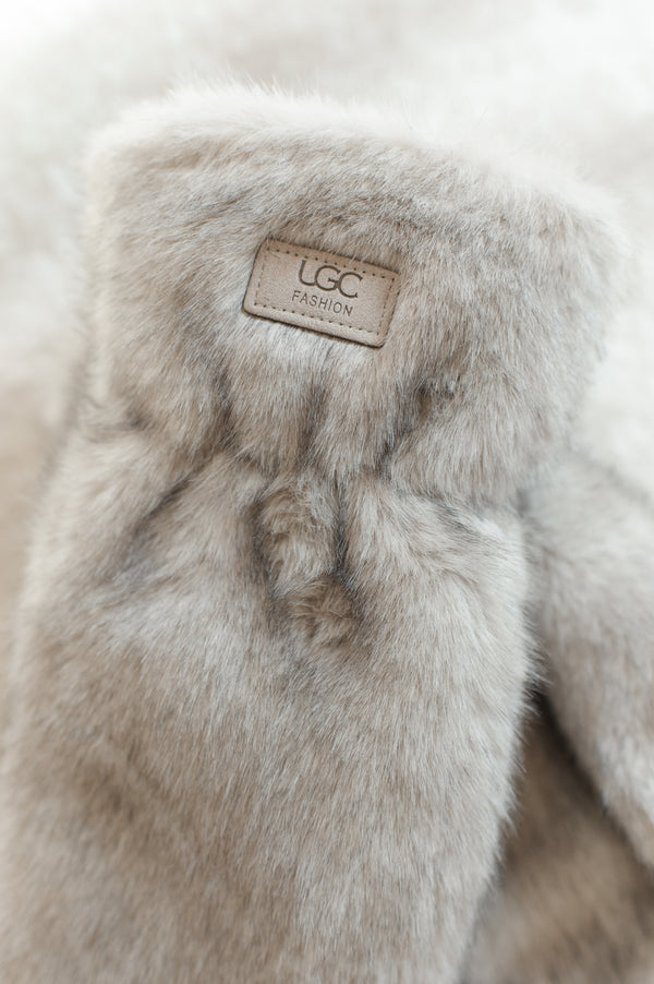 Faux Fur Mittens | Grey