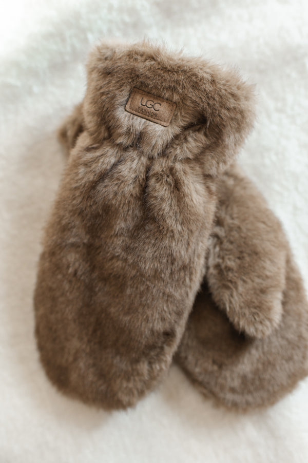 Faux Fur Mittens | Taupe