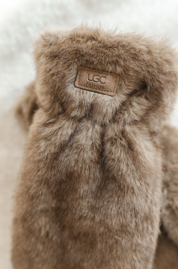 Faux Fur Mittens | Taupe