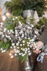 Cream Berry Outdoor Spray | 22"