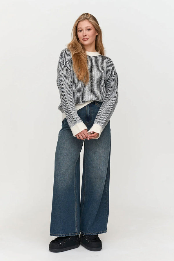Eir Pullover | Black Stripe