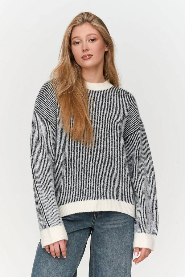 Eir Pullover | Black Stripe