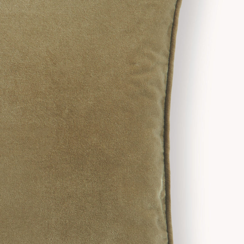 Velvet Cushion 20"x20" | Oregano