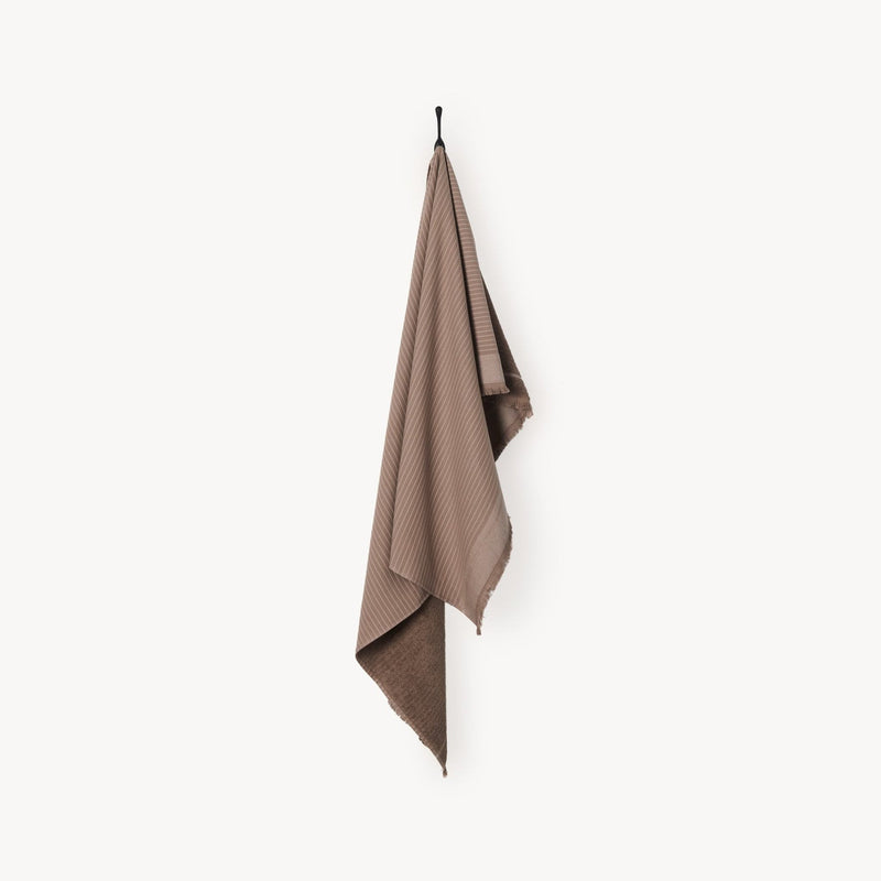 Leo Terry Towel | Tea