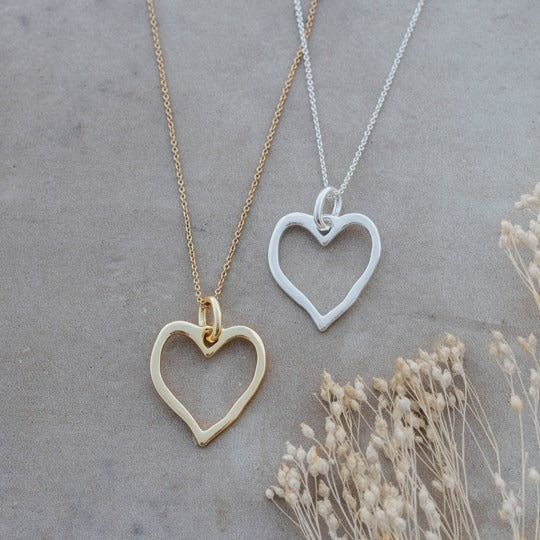 Truly Necklace | Gold