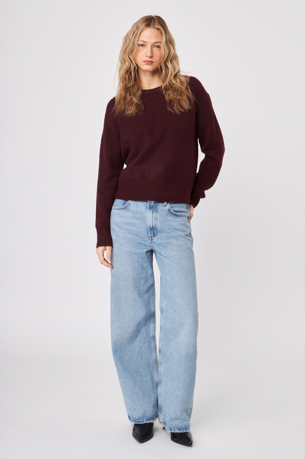Wilfred Pullover | Merlot