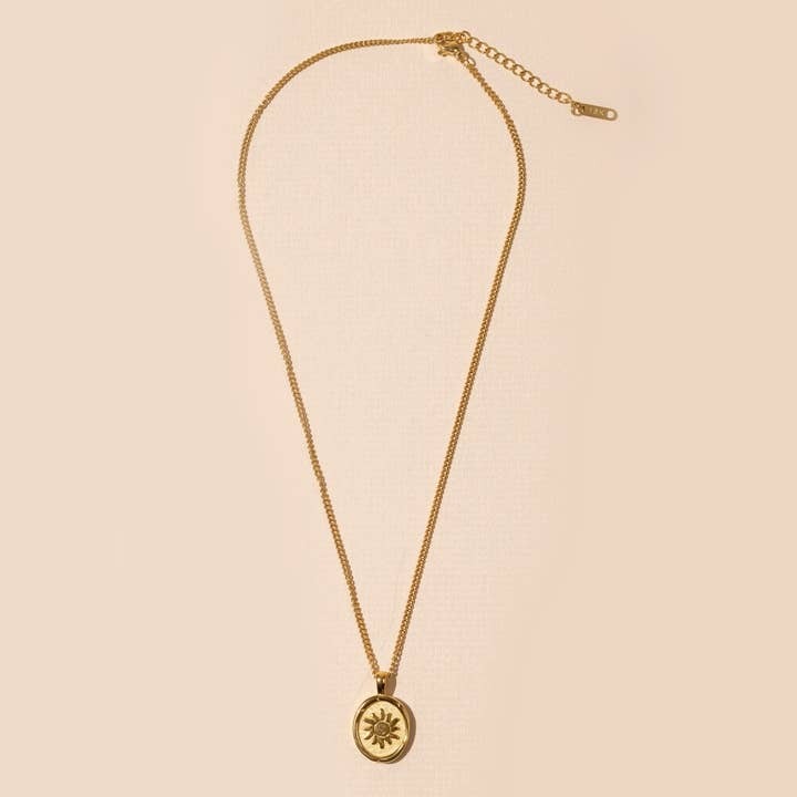 Sun Pendant Necklace | Gold