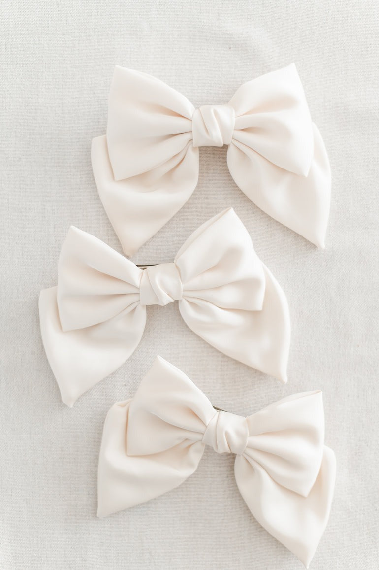 King's Cross Satin Bow | Ivory
