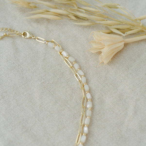 Mary Necklace | Gold/Mother of Pearl