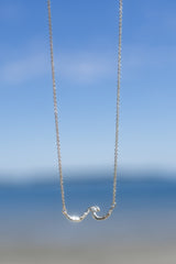 Tiny Wave Necklace | Gold