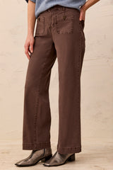 Sophia Curvy Straight Ankle Jeans | Saddle Brown